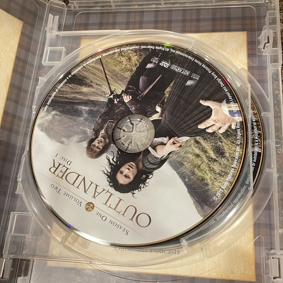 Season 1 & 2 Outlander DVD Discs Series - Picture 5 of 7